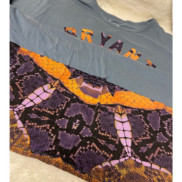 Nike Kobe Bryant 24 Snakeskin Small S Black Mamba Slate Blue Tshirt 644564-494 - Picture 3 of 8